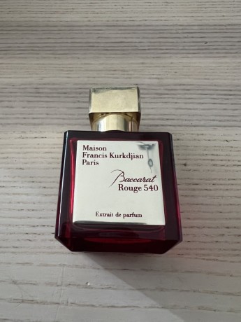 baccarat-rouge-540-extrait-maison-francis-kurkdjian-big-0